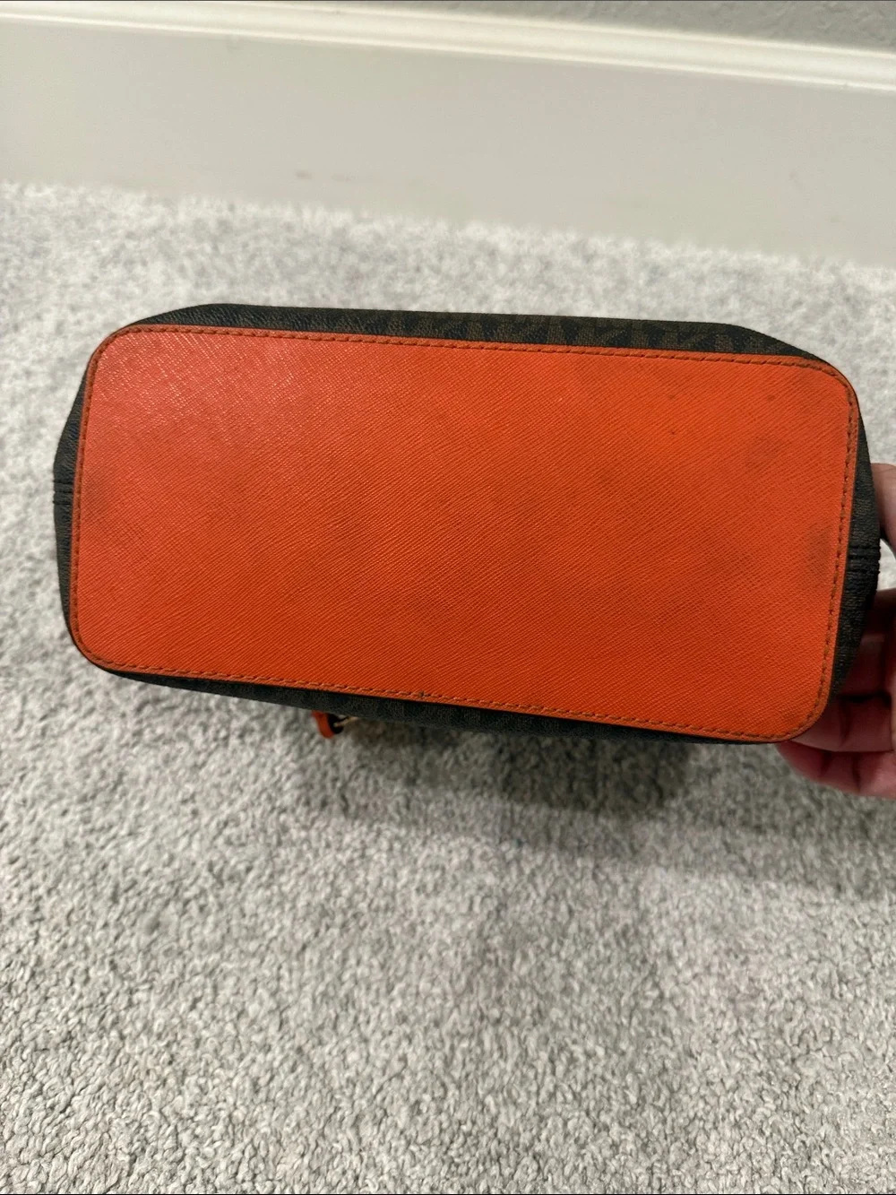 Michael Kors Jet Set Travel purse